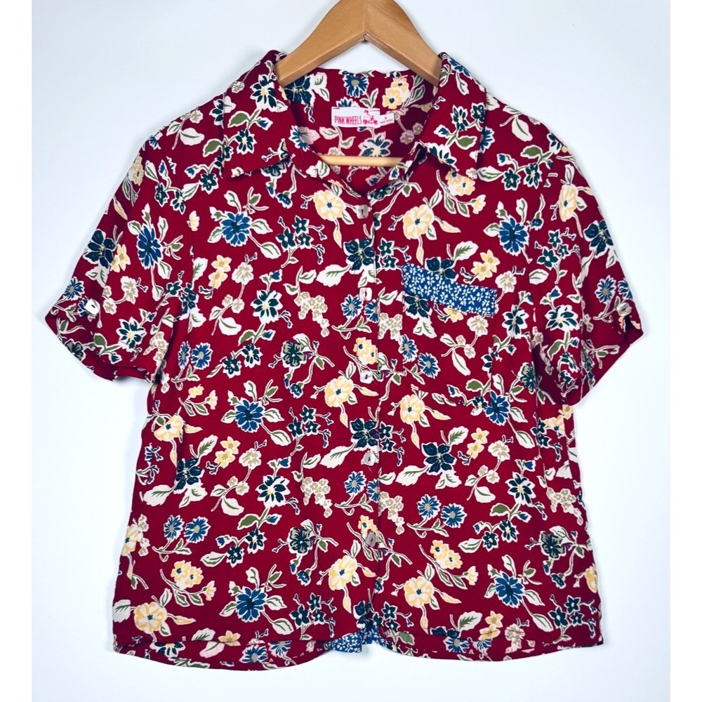 Vintage Pink Wheels Top Womens Medium Red Floral Rayon Crepe Camp Shirt USA Made